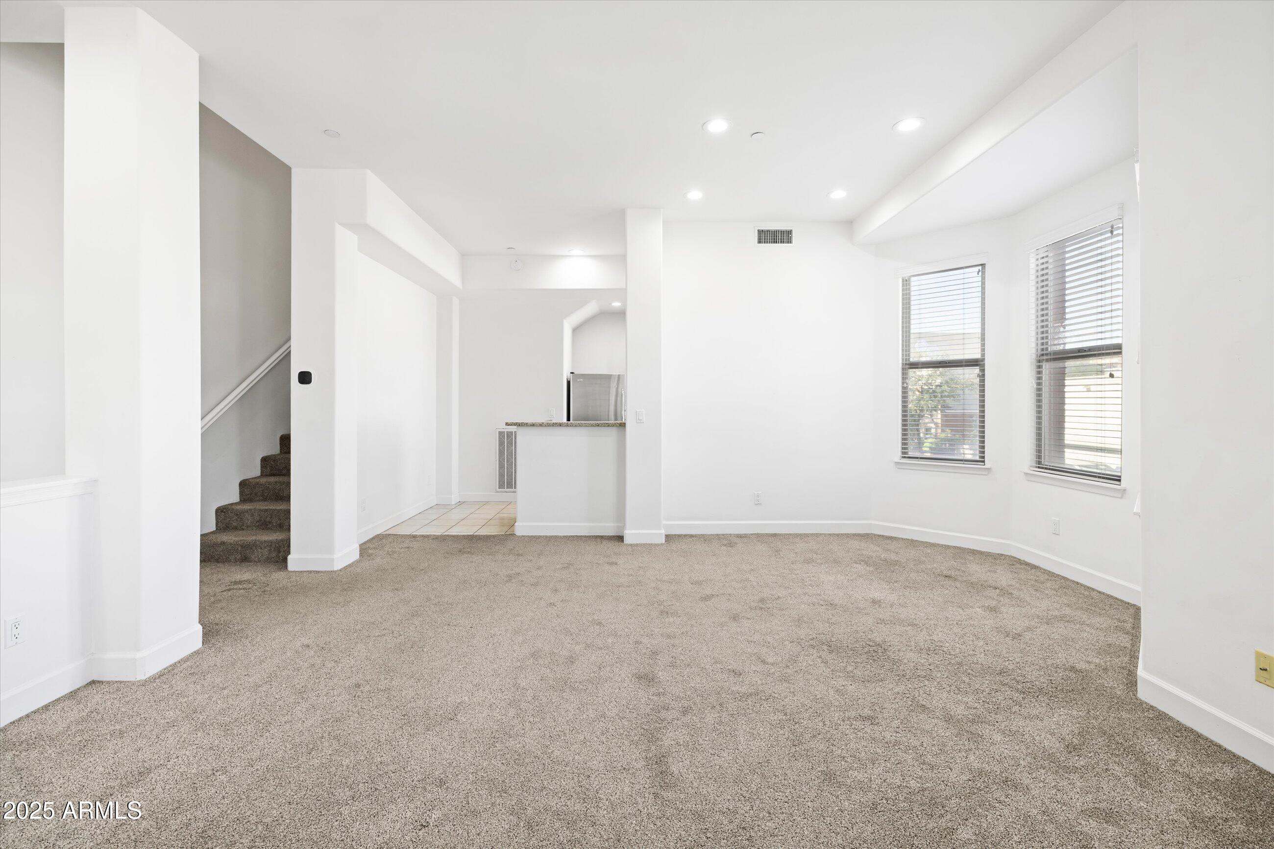505 West 6th Street Tempe, AZ 85281 - Photo 12 of 32 a view of an empty room with a window