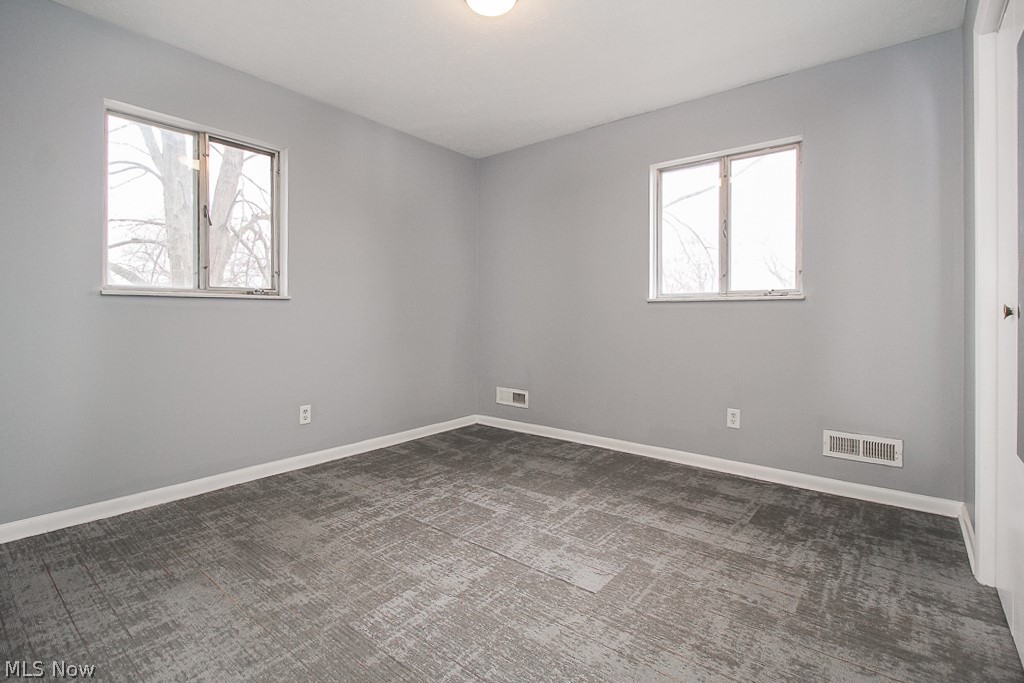 7903 Ackley Road Parma, OH 44129 - Photo 12 of 27