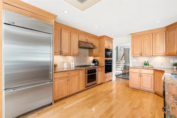$1,795,000 | 14 Melrose Avenue, Needham, MA 02492