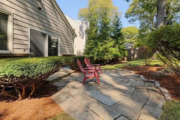 $1,795,000 | 14 Melrose Avenue, Needham, MA 02492