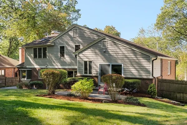 $1,795,000 | 14 Melrose Avenue, Needham, MA 02492