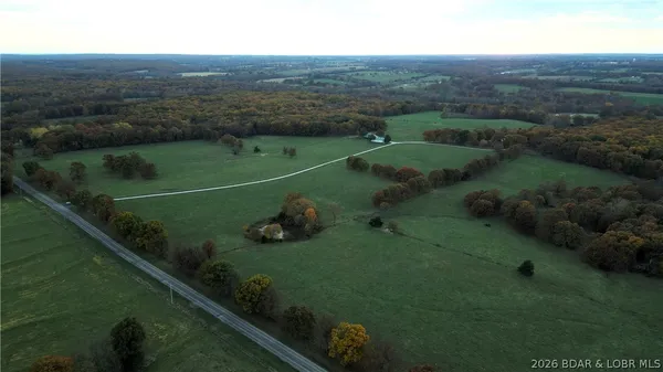 $2,300,000 | 16450 Hwy Yy, Versailles, MO 65084