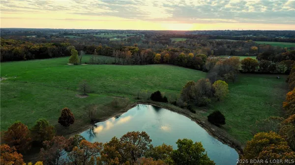 $2,300,000 | 16450 Hwy Yy, Versailles, MO 65084