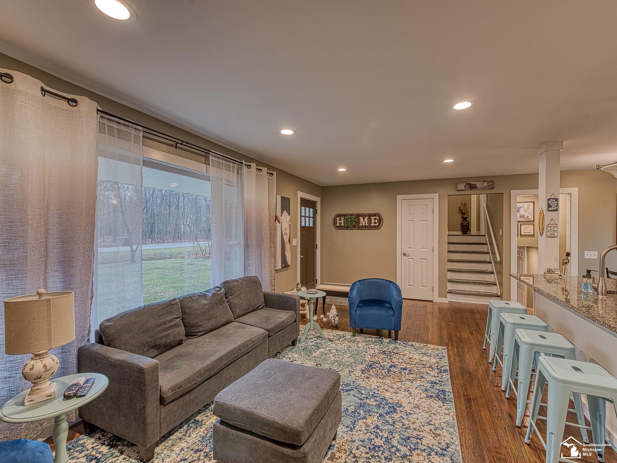 11778 Douglas Road Temperance, MI 48182 - Photo 9 of 24