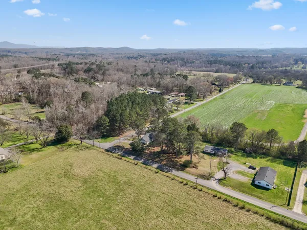 $200,000 | 3943 Tom Manis Road Northeast, Dalton, GA 30721