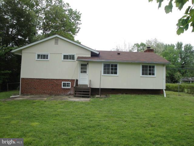 4716 Ravensworth Road Annandale, VA 22003 - Photo 4 of 18 Exterior (Rear)