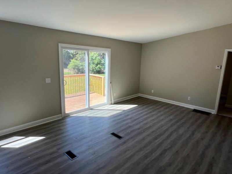 3945 Highway 11 Inman, SC 29349 - Photo 7 of 16