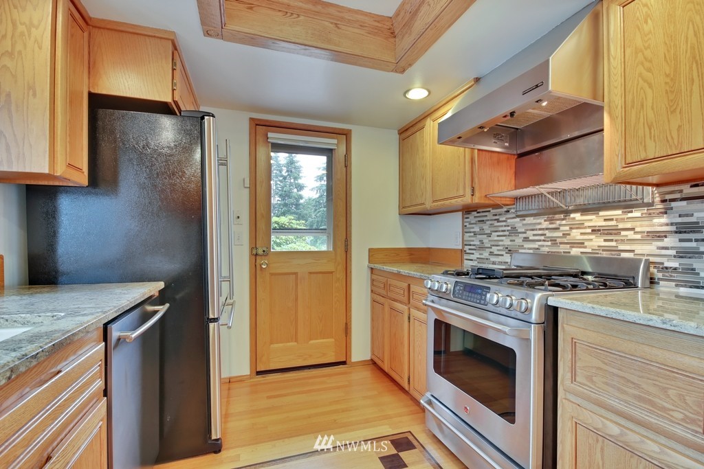 14408 Southeast 169th Street Renton, WA 98058 - Photo 11 of 24 Gallery Image 11