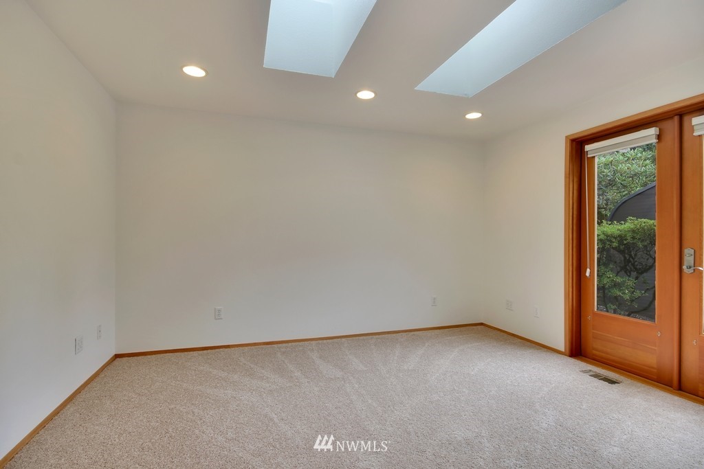 14408 Southeast 169th Street Renton, WA 98058 - Photo 14 of 24 Gallery Image 14
