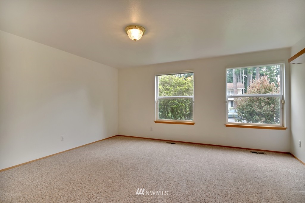 14408 Southeast 169th Street Renton, WA 98058 - Photo 15 of 24 Gallery Image 15
