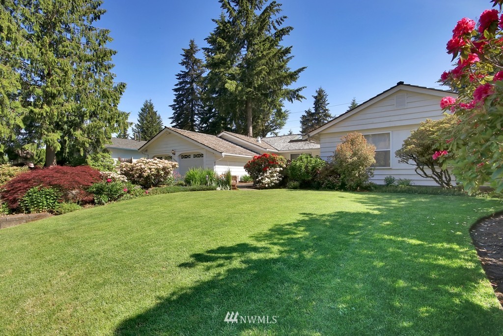 14408 Southeast 169th Street Renton, WA 98058 - Photo 3 of 24 Gallery Image 3