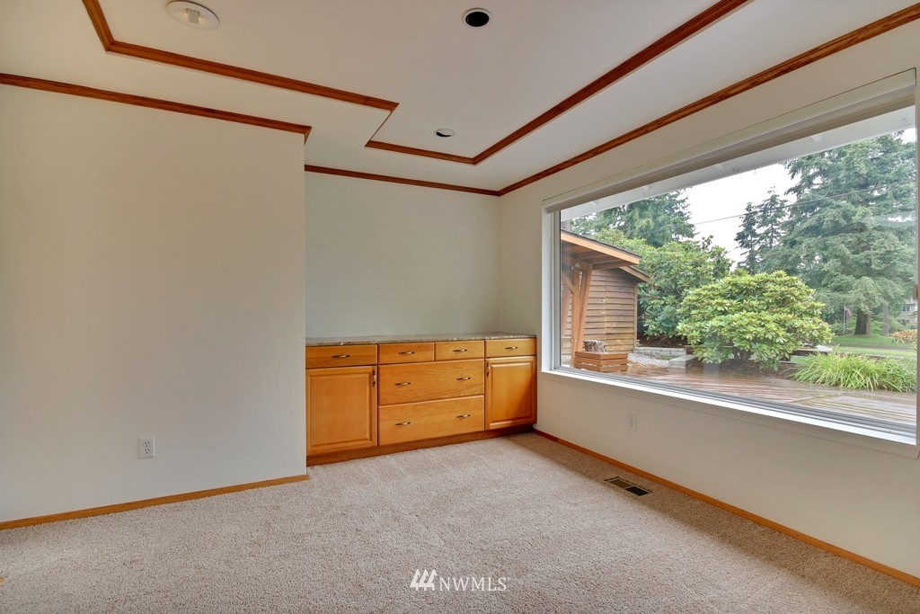 14408 Southeast 169th Street Renton, WA 98058 - Photo 8 of 24 Gallery Image 8