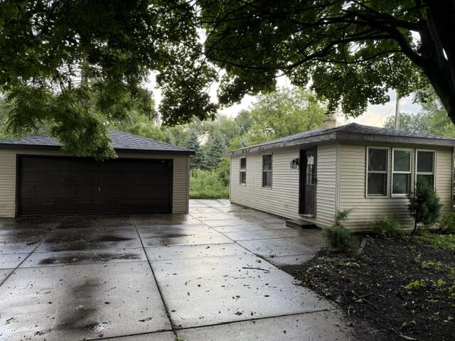 7105 Old Spring Street Mount Pleasant, WI 53406 - Photo 1 of 30 IMG_3209
