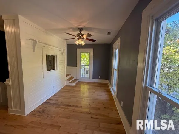 $140,000 | 827 East Carroll Street, Macomb, IL 61455