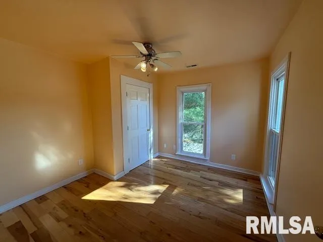 $149,900 | 827 East Carroll Street, Macomb, IL 61455