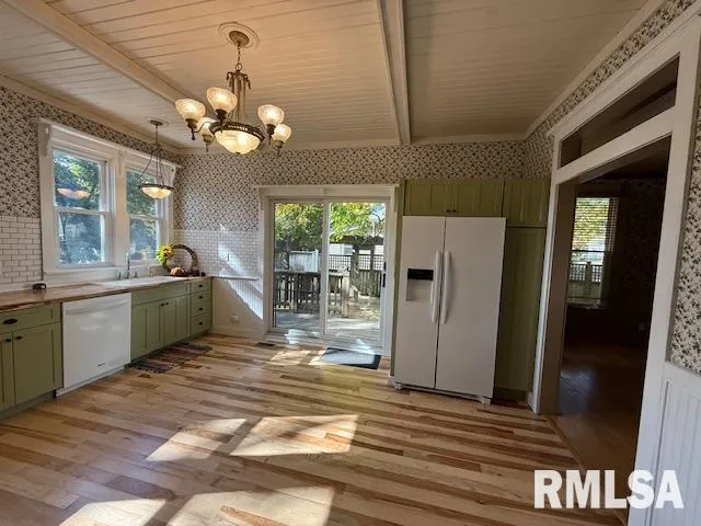 $149,900 | 827 East Carroll Street, Macomb, IL 61455