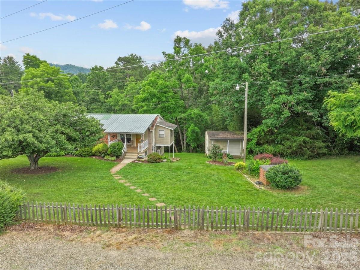 140 Locust Grove Road Weaverville, NC 28787 - Photo 33 of 35