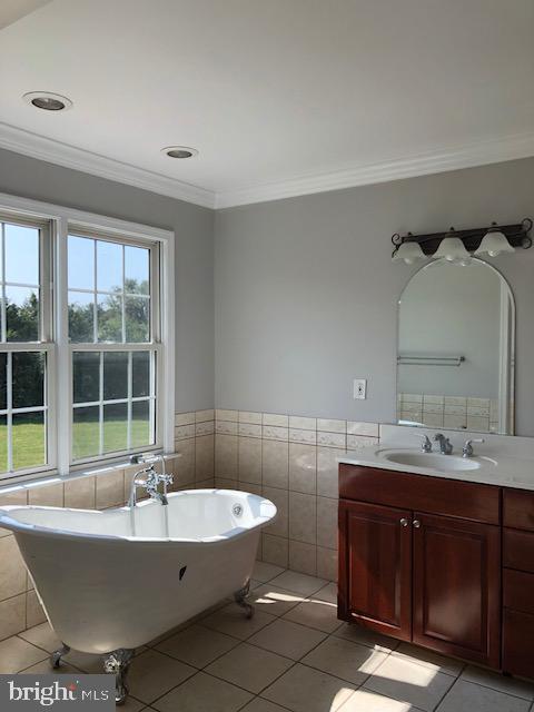 946 Thompson Road Fawn Grove, PA 17321 - Photo 41 of 42 MASTER BATH