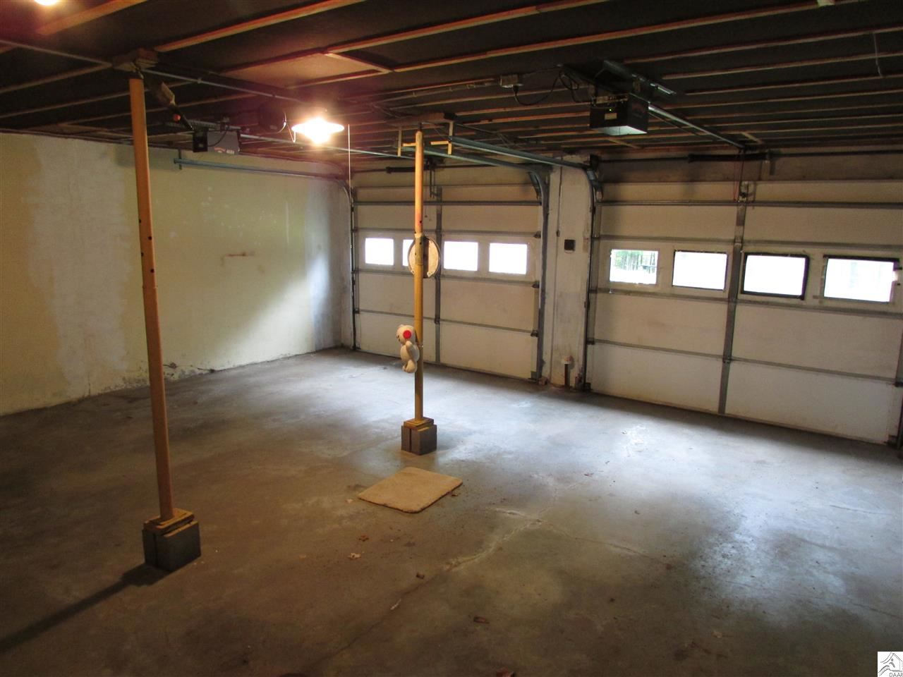 5429 Jean Duluth Road Duluth, MN 55803 - Photo 7 of 17