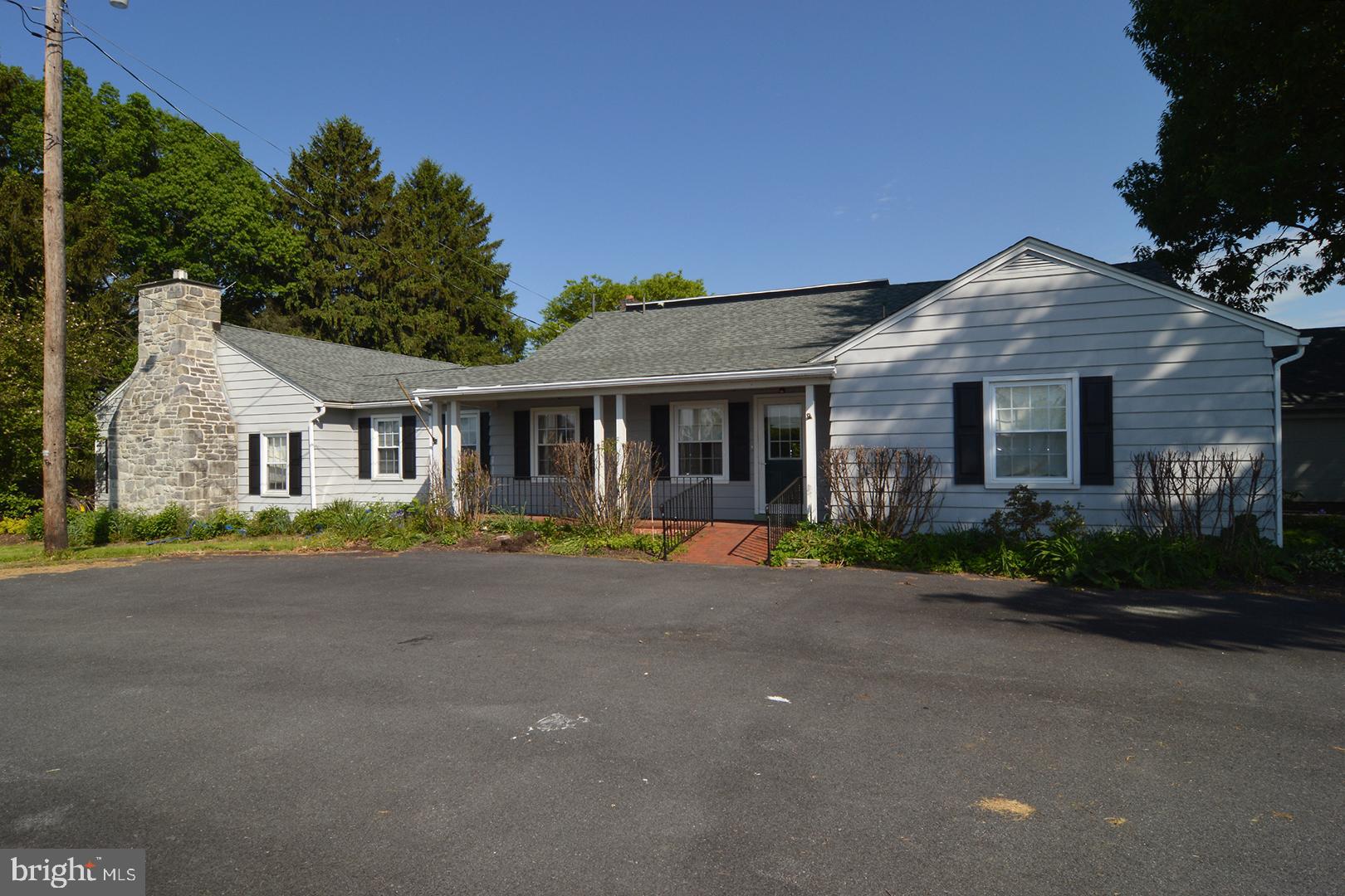 481 Faust Road Reading, PA 19608 - Photo 1 of 35 Front Exterior with Circular Driveway