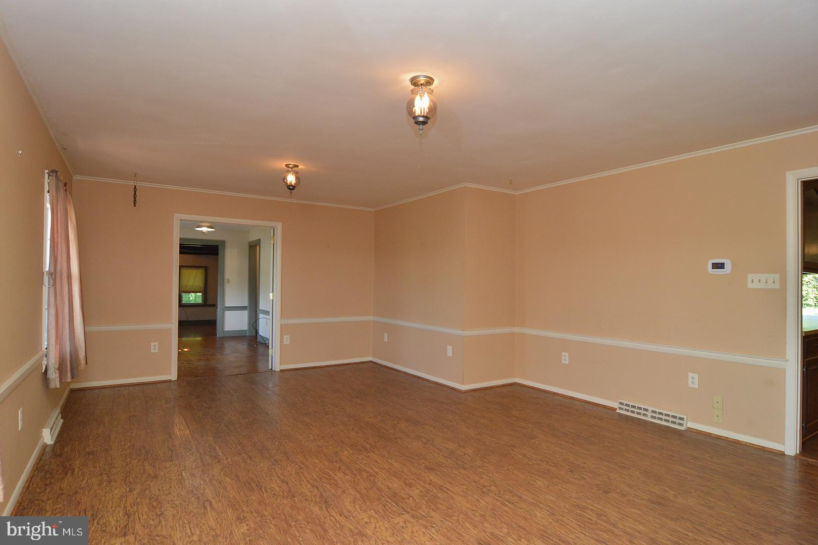 481 Faust Road Reading, PA 19608 - Photo 7 of 35 Living Room