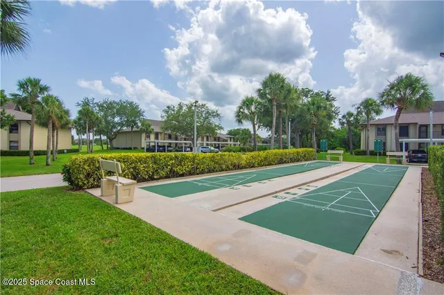 $1,500 | 27 Plantation Drive, Unit 202, Vero Beach, FL 32966