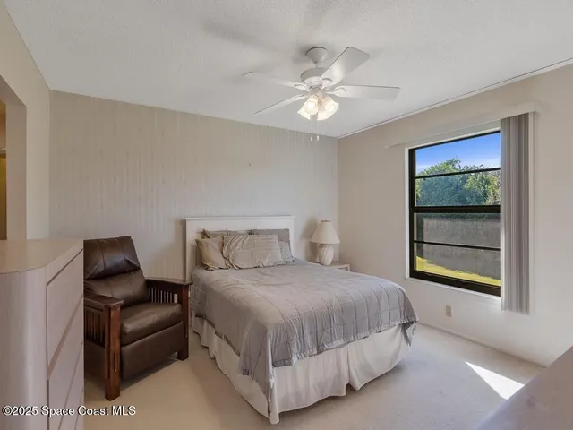 $1,500 | 27 Plantation Drive, Unit 202, Vero Beach, FL 32966