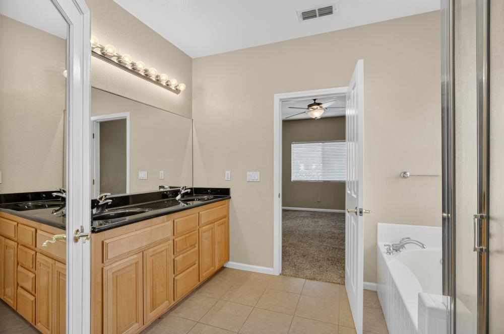 5817 Spring Flower Drive Elk Grove, CA 95757 - Photo 47 of 62