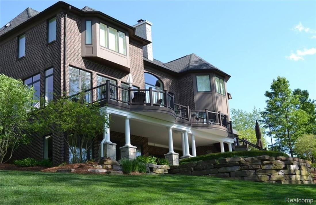 4676 Wind Ridge Court Rochester, MI 48306 - Photo 58 of 67 58 - Back.JPG