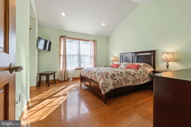 $725,000 | 18 Tall Oaks Court, Old Bridge, NJ 08857