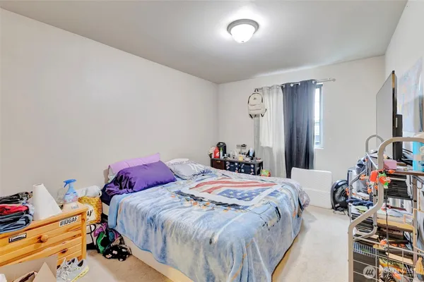 $599,900 | 210 Fielding Street Northeast, Orting, WA 98360