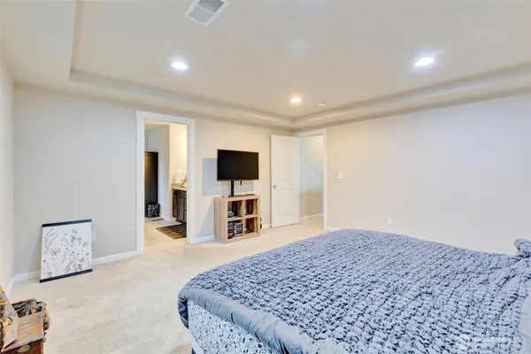 $599,900 | 210 Fielding Street Northeast, Orting, WA 98360