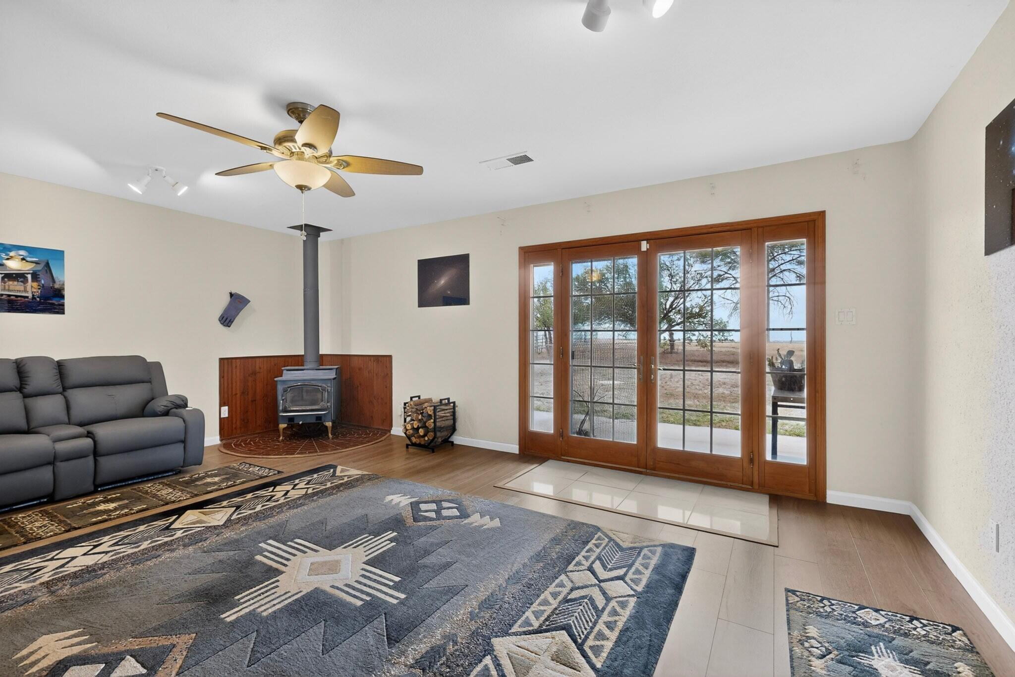 42 Britton Road Moriarty, NM 87035 - Photo 5 of 53 Gallery Image 5