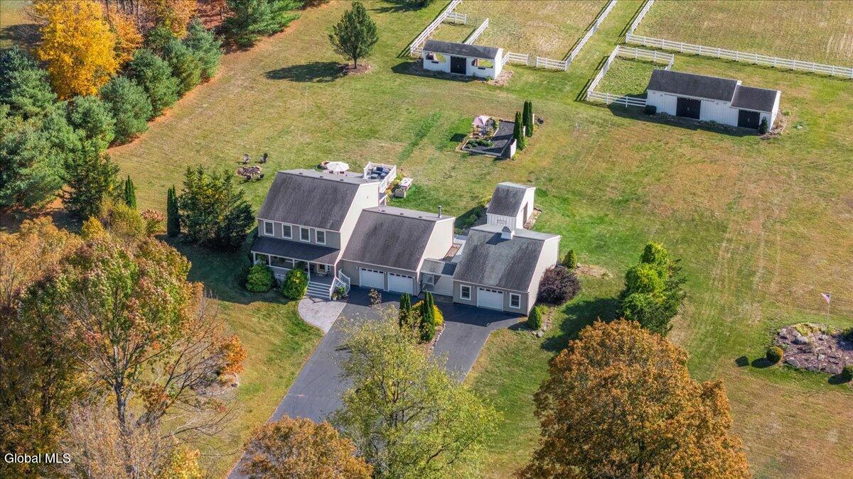 1624 Perth Road Hagaman, NY 12086 - Photo 6 of 44 08-DJI_20250928150640_0058_D