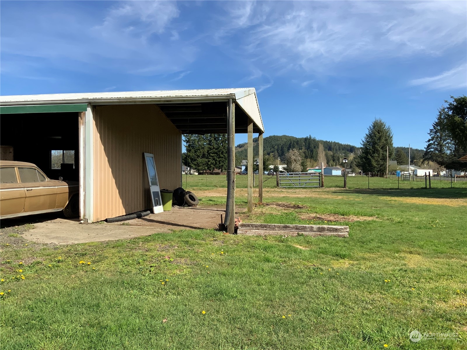 1121 Willapa Road Raymond, WA 98577 - Photo 8 of 26 Gallery Image 8