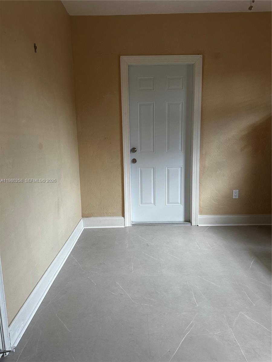 7540 Southwest 37th Street Miami, FL 33155 - Photo 17 of 19