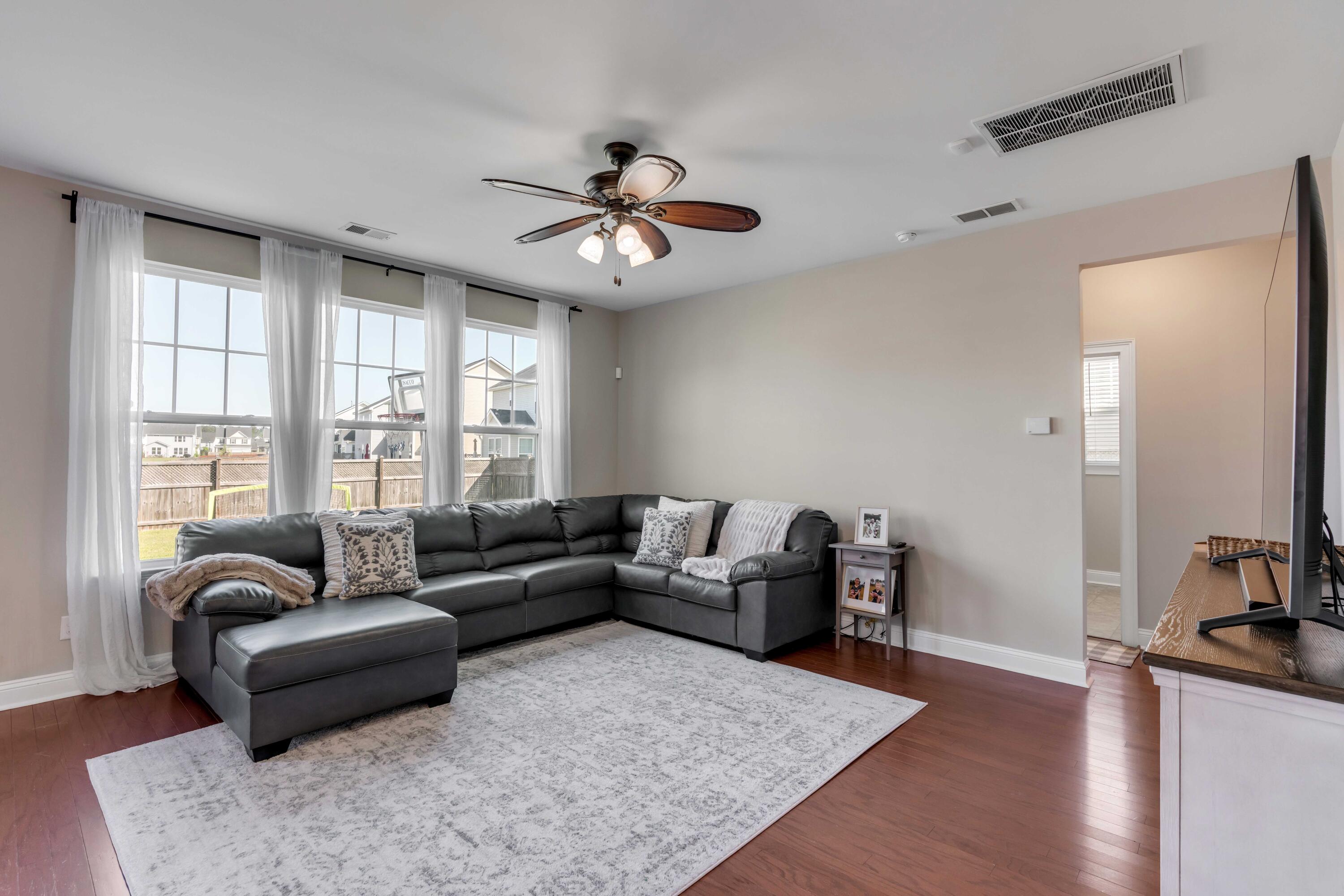 114 Koban Dori Road Summerville, SC 29486 - Photo 12 of 41 living 2