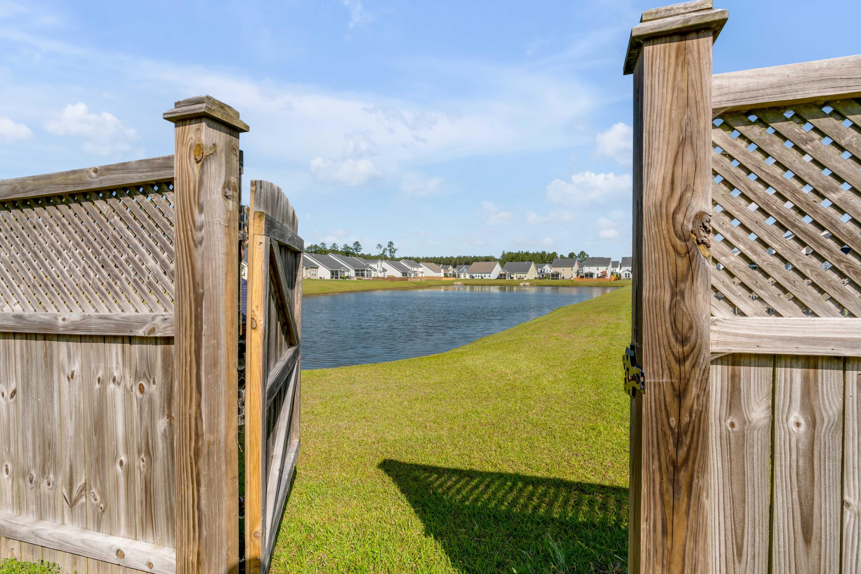 114 Koban Dori Road Summerville, SC 29486 - Photo 30 of 41 114KobanDori_NickCannPhoto-26