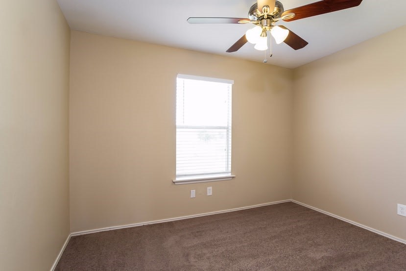 7134 Cheshire Park Road Houston, TX 77088 - Photo 10 of 17