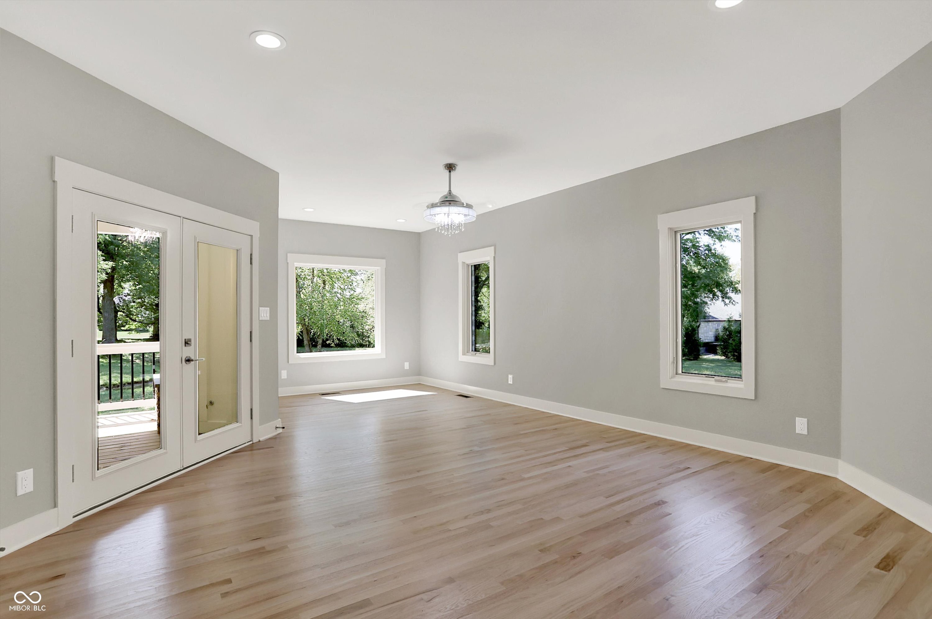 3621 Olive Branch Road Greenwood, IN 46143 - Photo 18 of 63