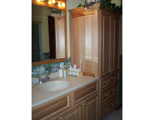 60 Dodge Road Sutton, MA 01590 - Photo 9 of 16 a bathroom with a sink and a mirror
