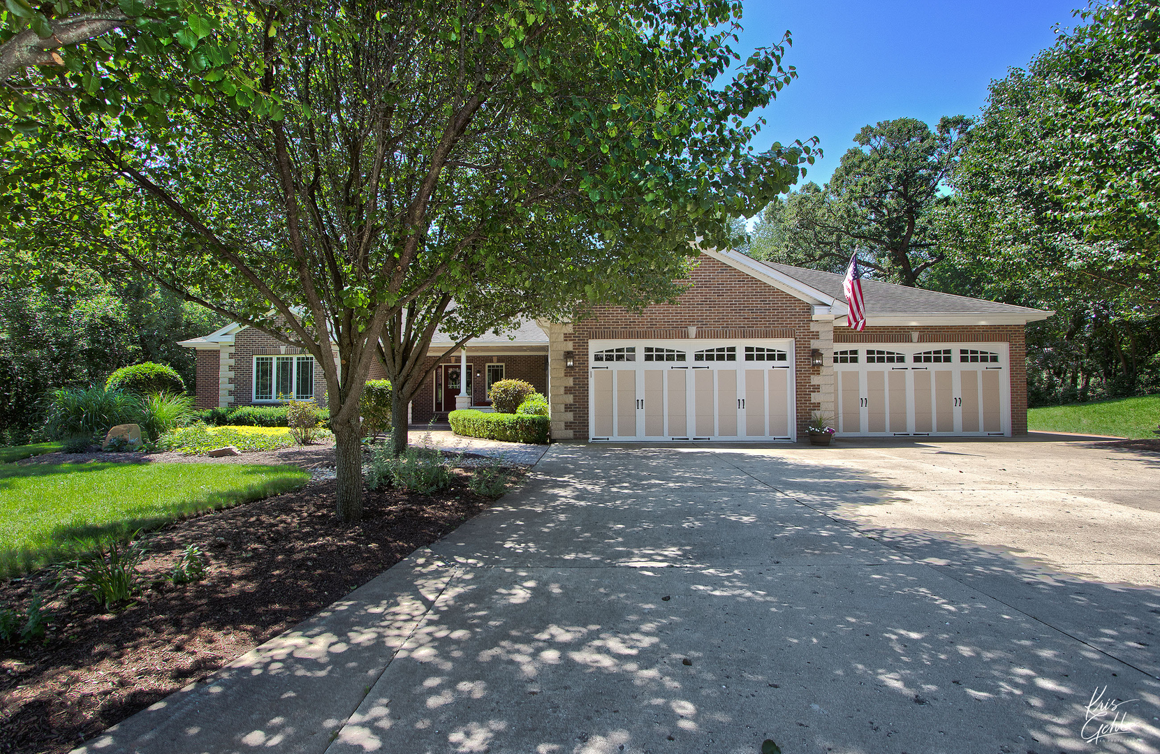 2613 Rolling Oaks Road Spring Grove, IL 60081 - Photo 2 of 36