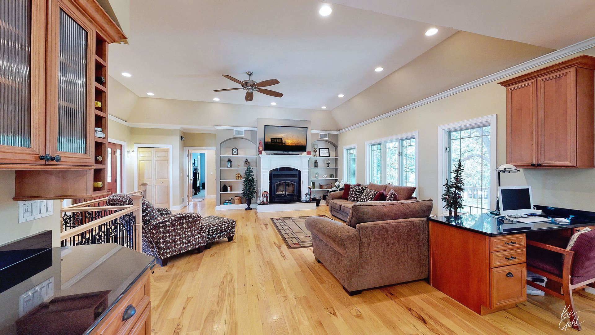 2613 Rolling Oaks Road Spring Grove, IL 60081 - Photo 10 of 36