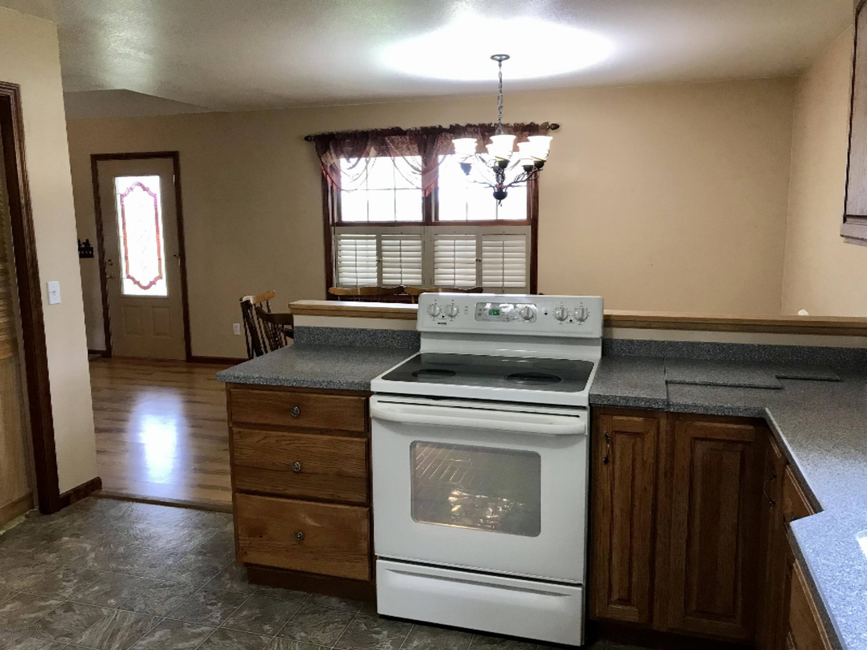 61069 Youngman Road Three Rivers, MI 49093 - Photo 5 of 49 79ACEC5D-F79A-4FA9-A9D6-A0D4FB6EFC6D