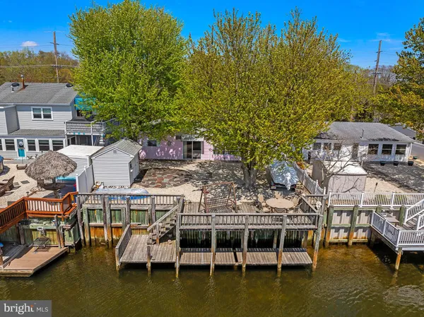 $625,000 | 895 Beach Haven W Boulevard, Manahawkin, NJ 08050