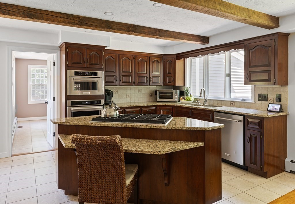 13 Old Farm Road Hopkinton, MA 01748 - Photo 12 of 42 Gallery Image 12
