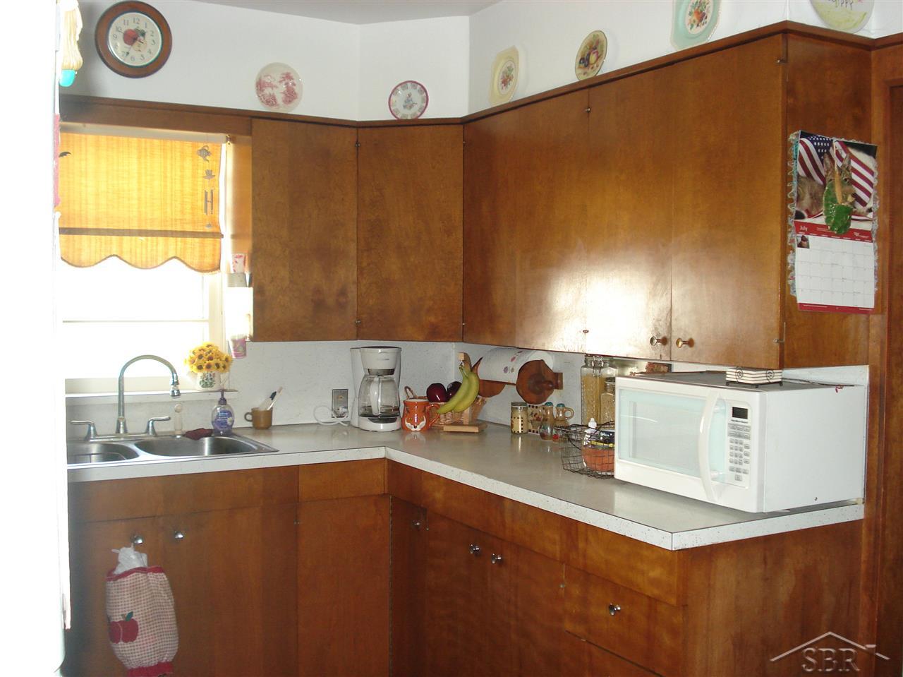 1490 North Iva Road Hemlock, MI 48626 - Photo 3 of 14 One side of kitchen