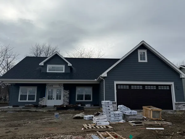 $399,900 | 1913 South Stone Creek Boulevard, Urbana, IL 61802