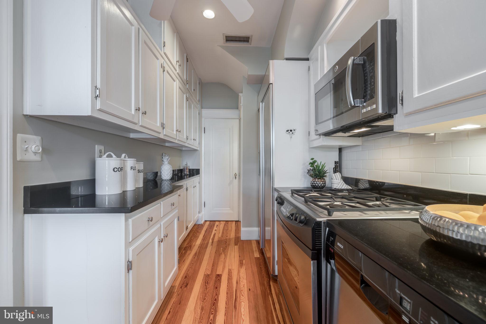 1919 38th Street Northwest Washington, DC 20007 - Photo 9 of 43 Dacor range, Bosch dishwasher