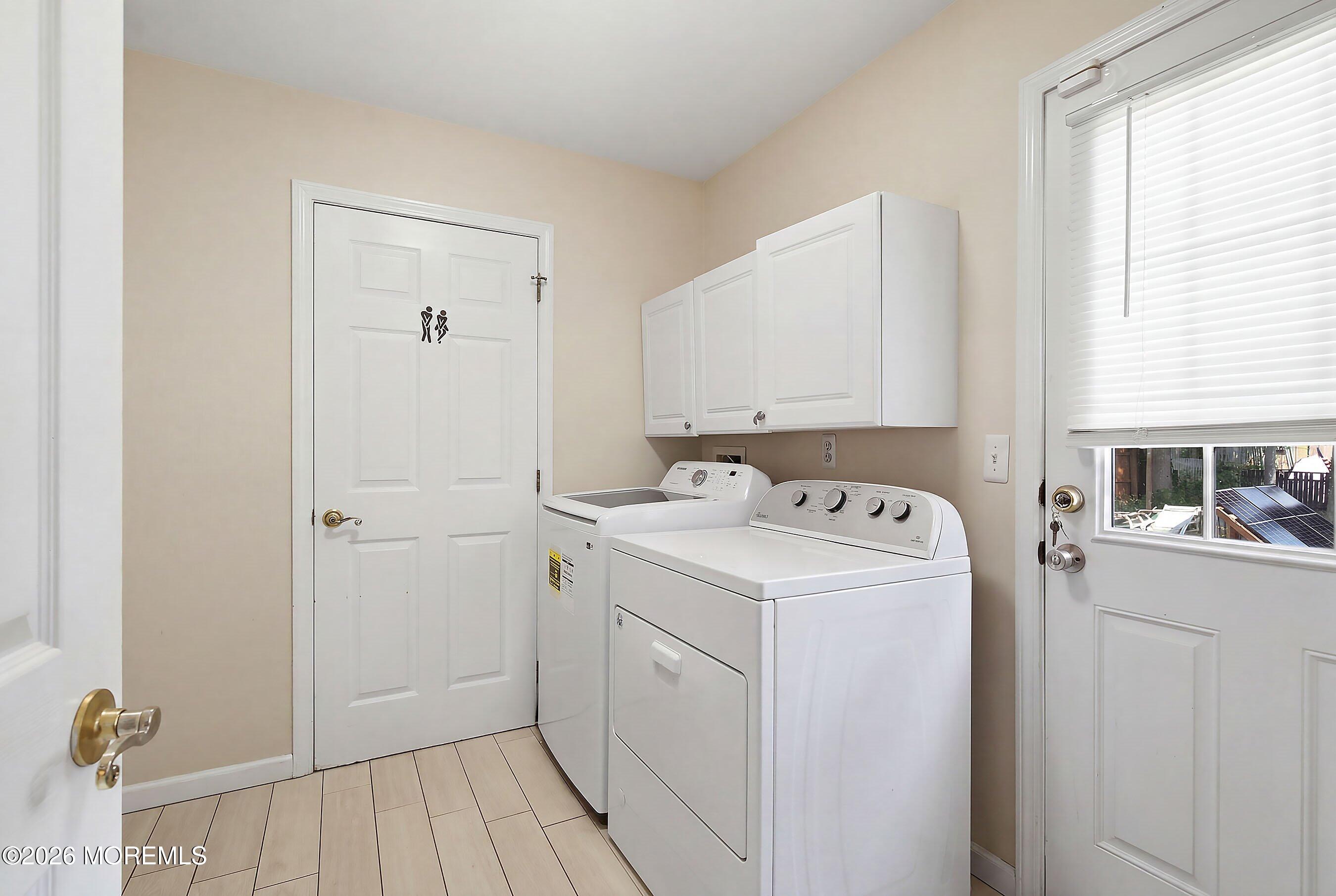 124 Yeoman Road Manahawkin, NJ 08050 - Photo 19 of 24 21-Laundry